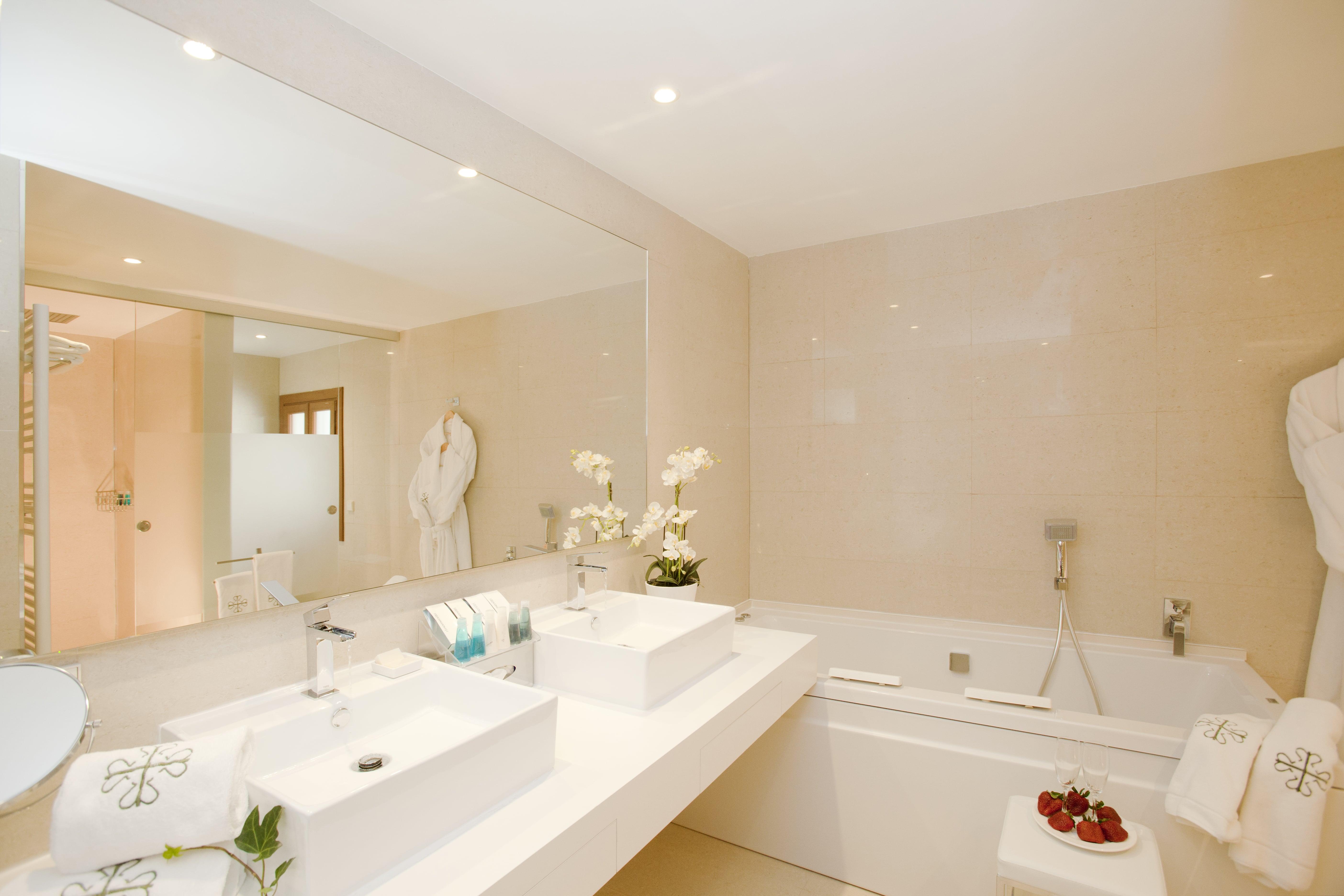L’hermitage Hotel&spa 4*